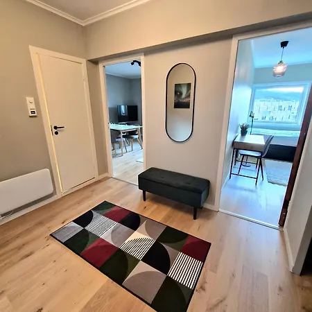 Lägenhet In Beautiful 2br Sea View - Balcony Bergen
